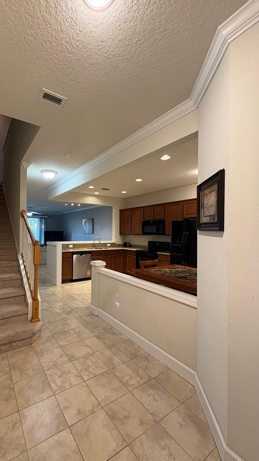 Furnished Finder property 809326_1 photo 3