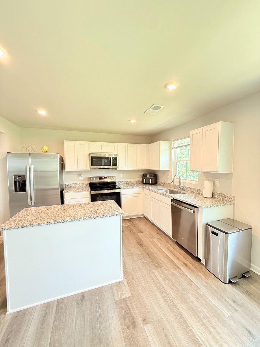 Furnished Finder property 809467_2 photo 6