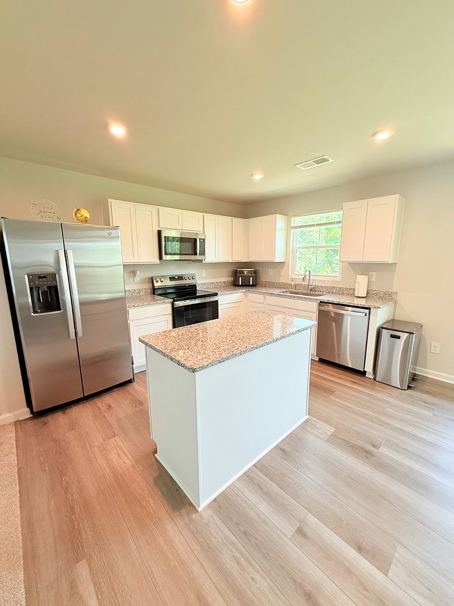 Furnished Finder property 809467_2 photo 7
