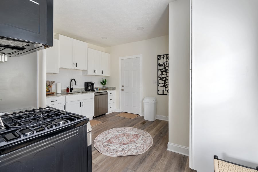 Furnished Finder property 809509_1 photo 18