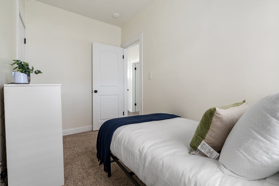 Furnished Finder property 809509_1 photo 33