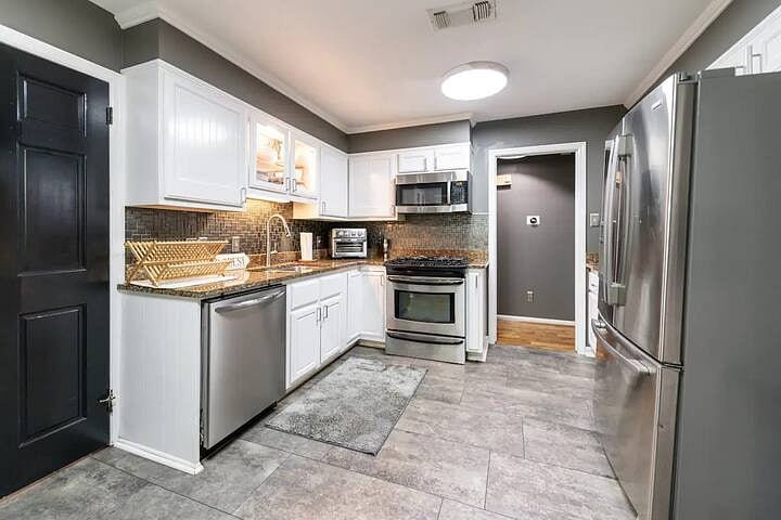 Furnished Finder property 809518_1 photo 3