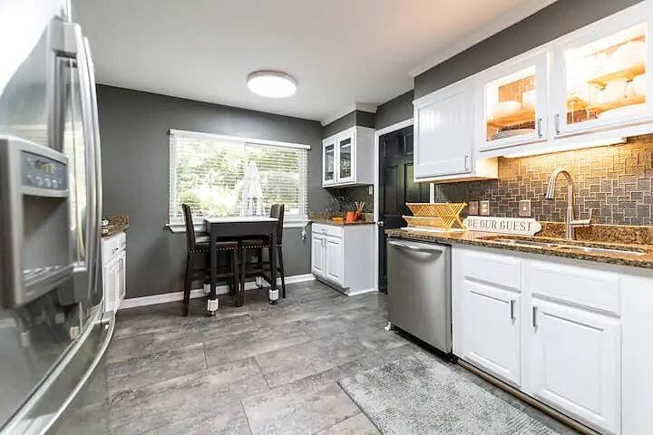 Furnished Finder property 809518_1 photo 4