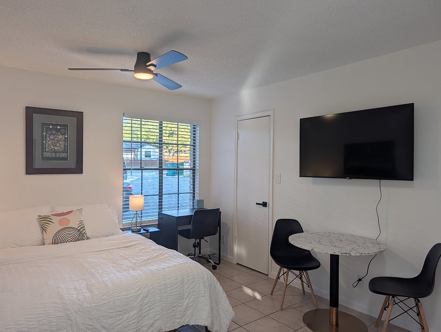 Furnished Finder property 809606_1 photo 3