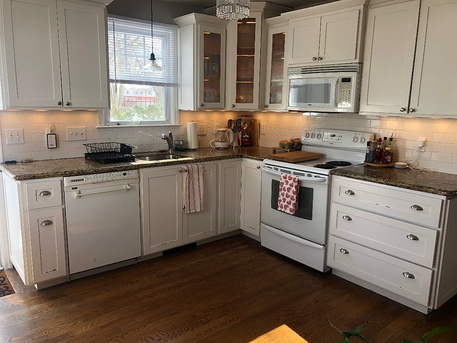 Full kitchen  to share