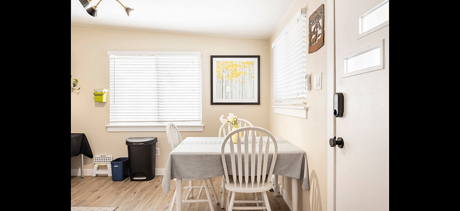 Great kitchen area to eat or work from home