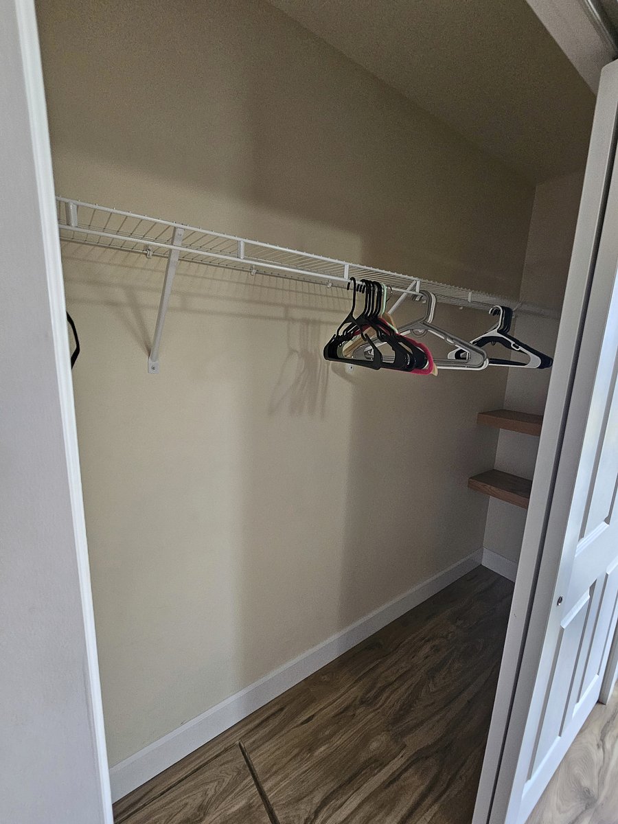 Primary Bedroom Closet
