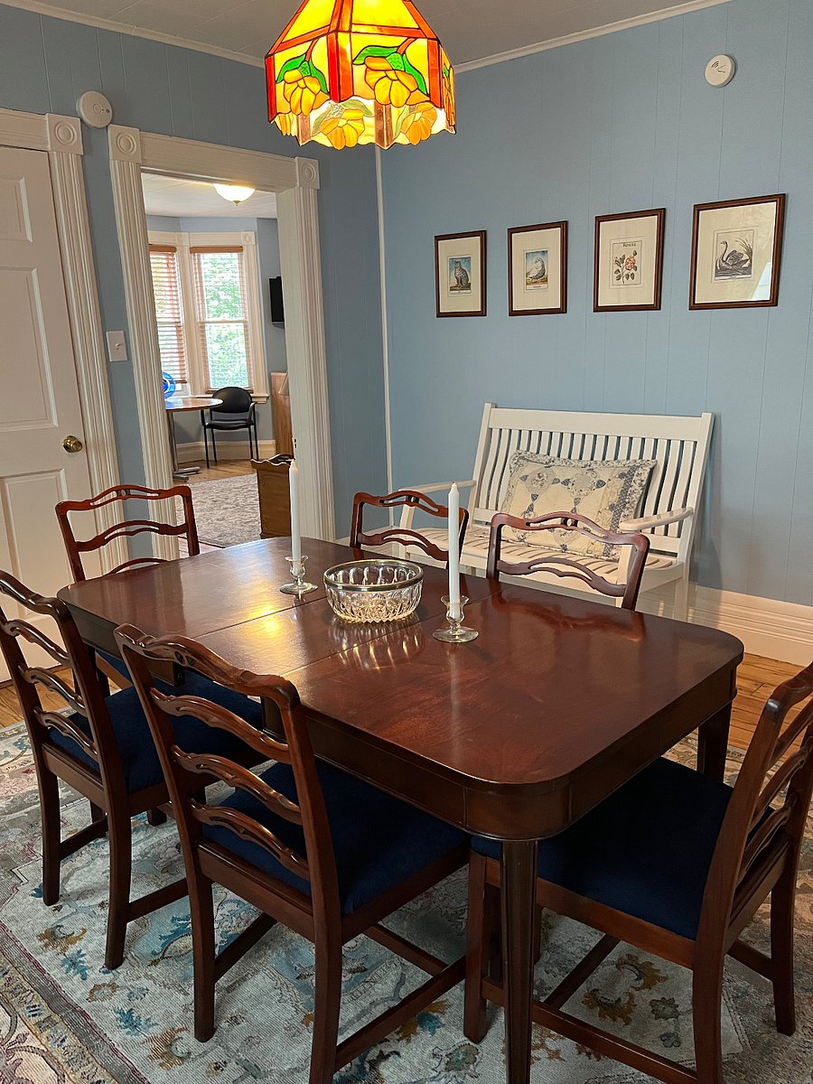 Dining Room for 6