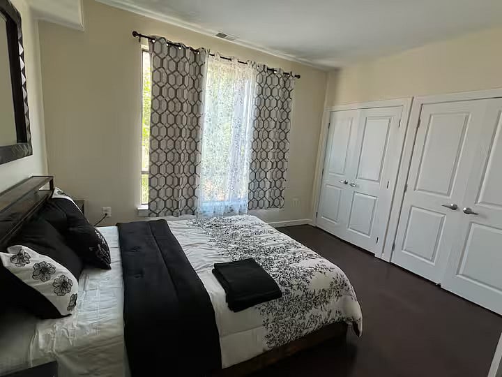 Furnished Finder property 809805_1 photo 6