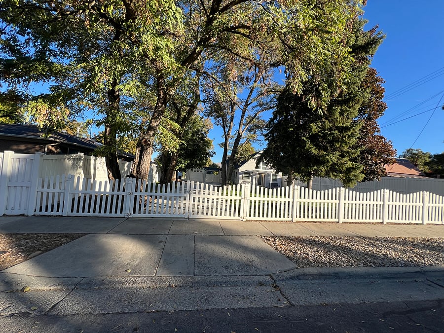 Home can be fully fenced and private
