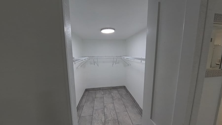 Furnished Finder property 809963_1 photo 11