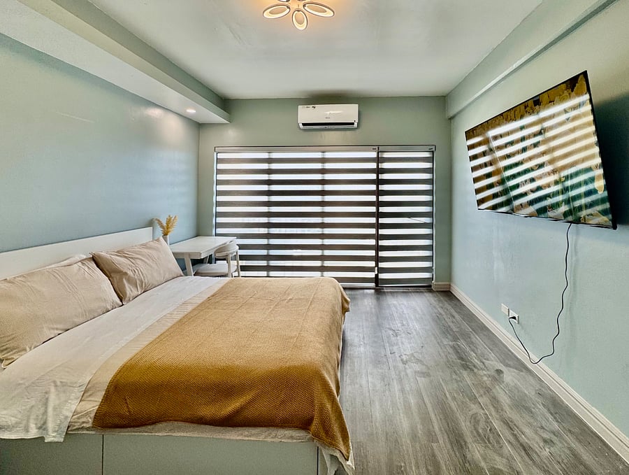Unit403 top floor with an outdoor furnished balcony. Oceanview/city view. $2200/month.