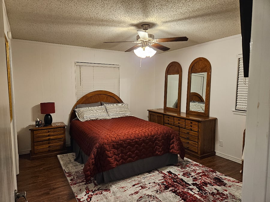Master Bedroom with En Suite Bathroom