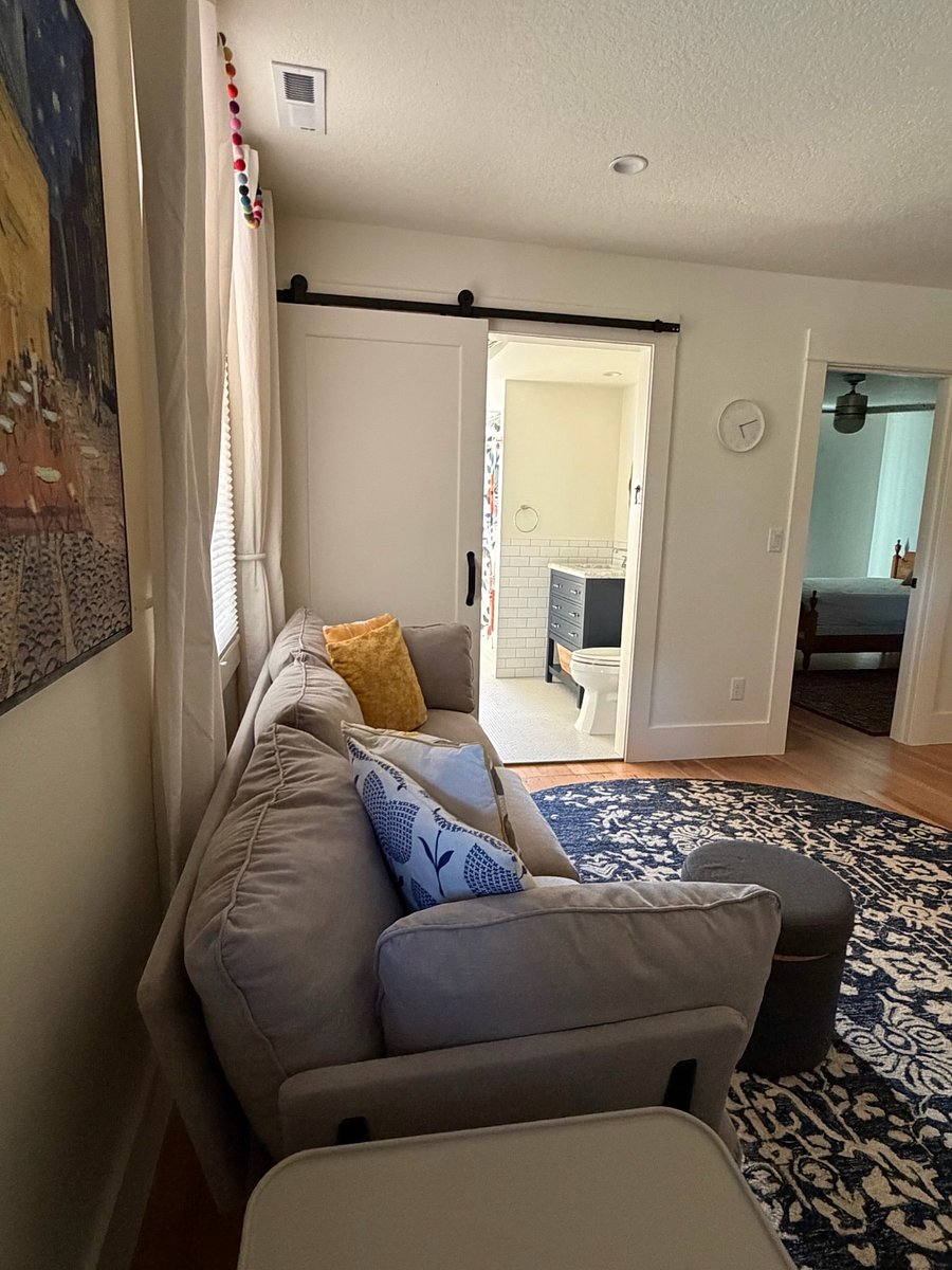 Furnished Finder property 809980_1 photo 18