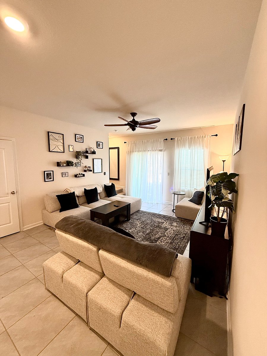 Furnished Finder property 810003_1 photo 4