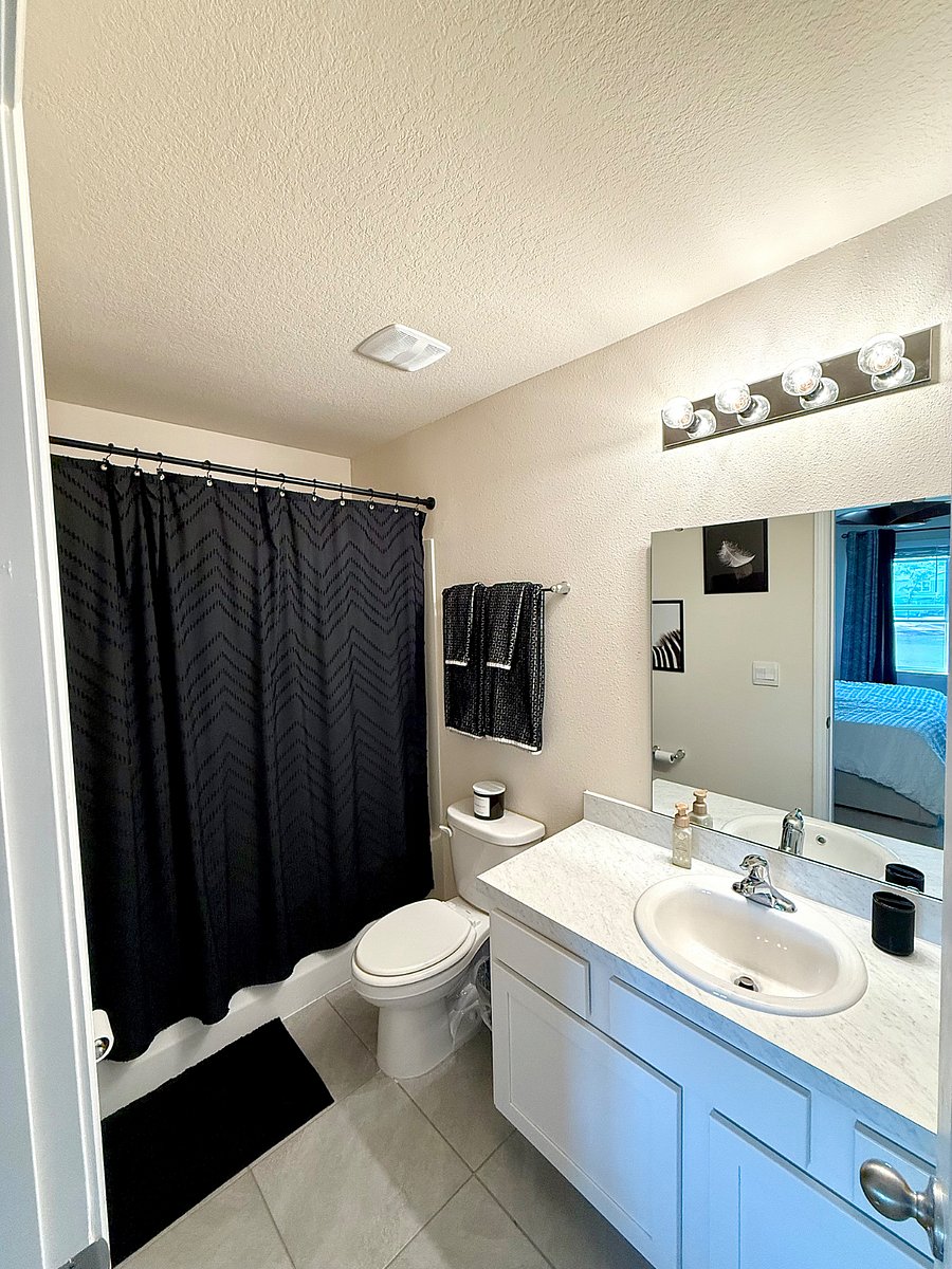 Furnished Finder property 810003_1 photo 8