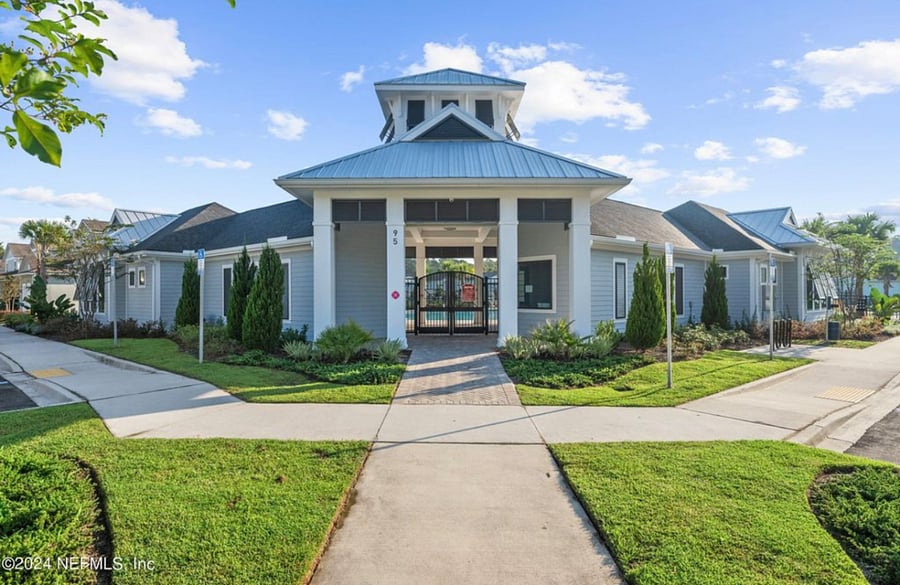 Furnished Finder property 810003_1 photo 13