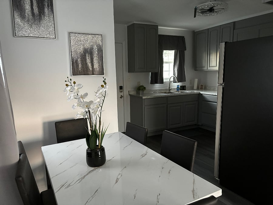 Furnished Finder property 810010_1 photo 6