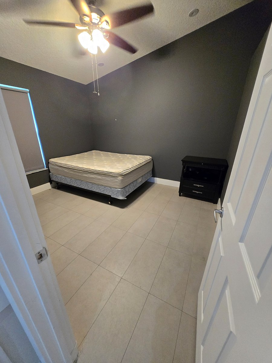 Furnished Finder property 810025_1 photo 11