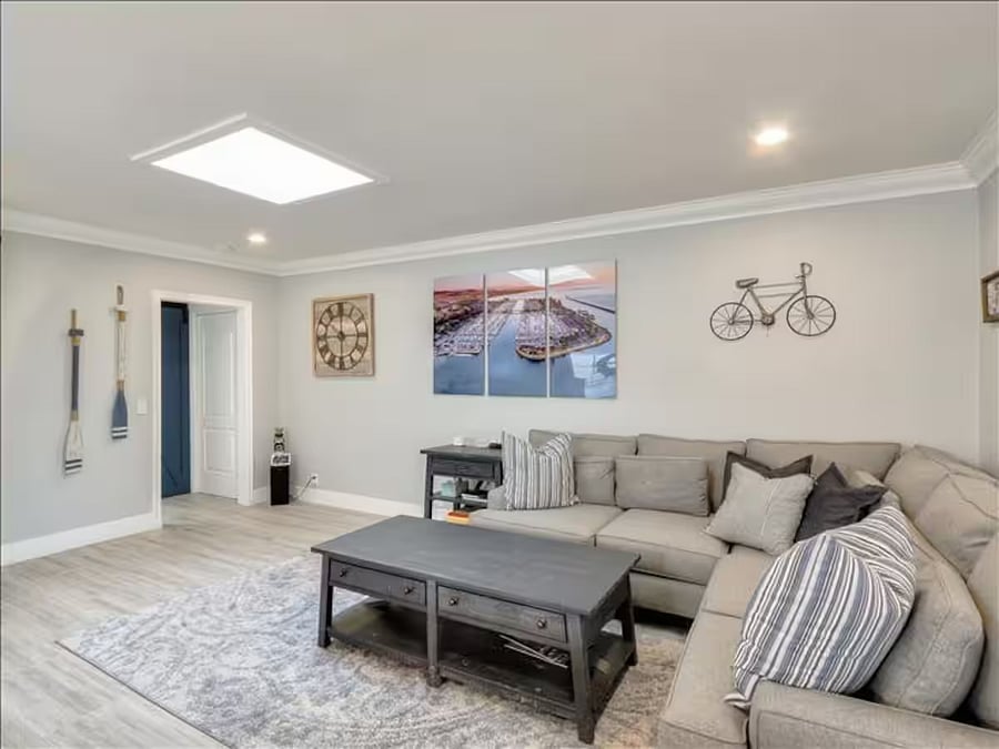 Furnished Finder property 810026_1 photo 3