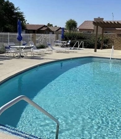 Furnished Finder property 810065_1 photo 8