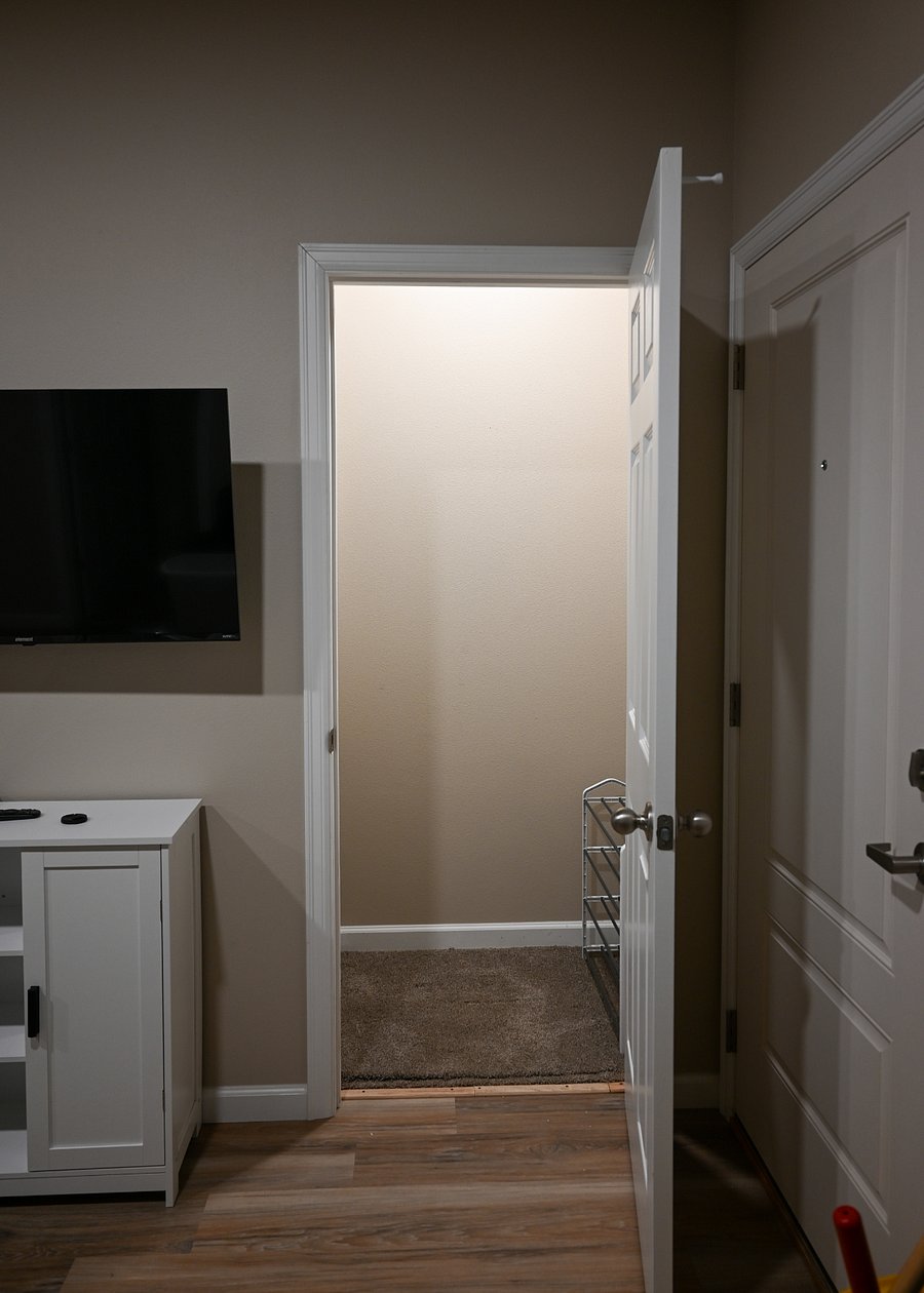 Furnished Finder property 810069_1 photo 13