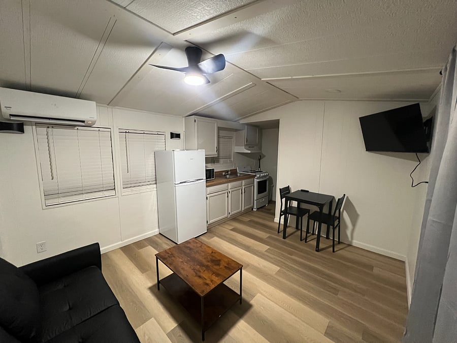 Furnished Finder property 810102_1 photo 3