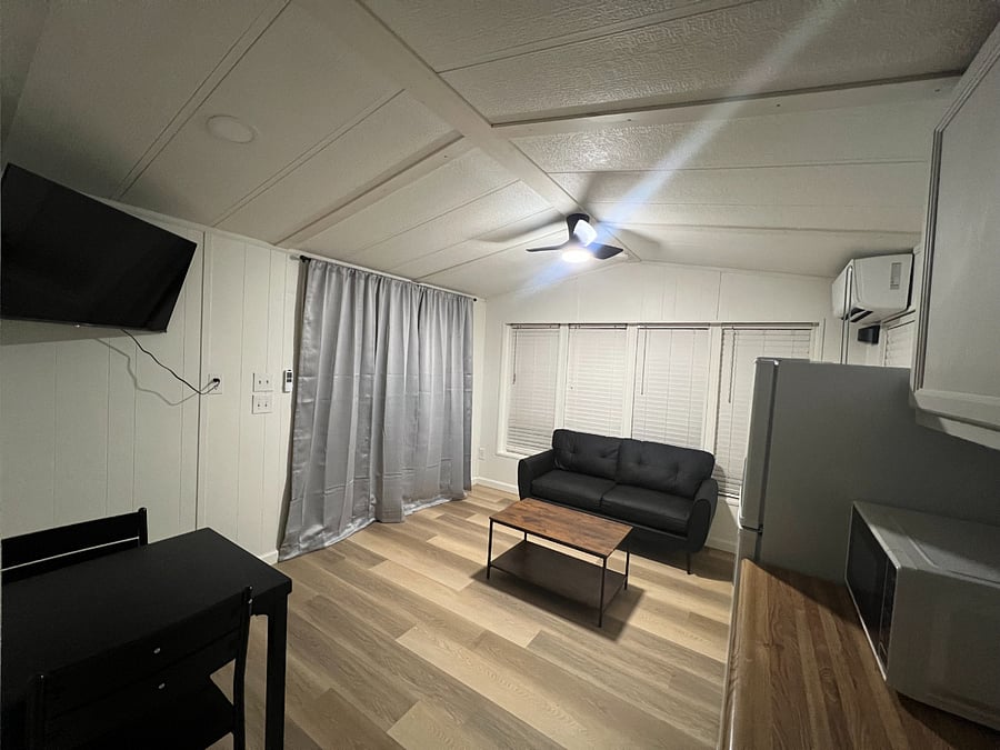 Furnished Finder property 810102_1 photo 4