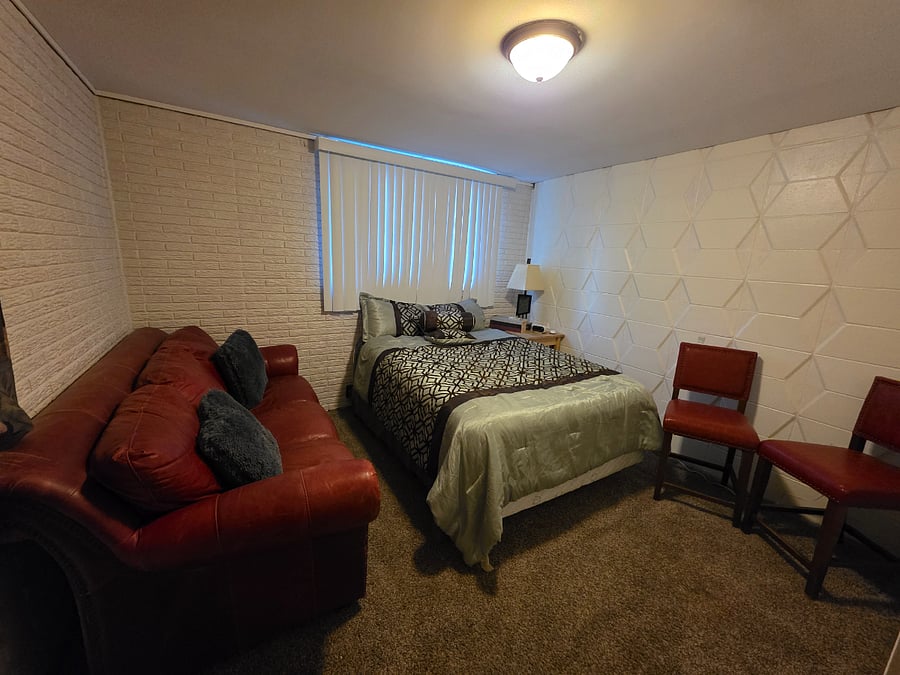 Furnished Finder property 810103_1 photo 22