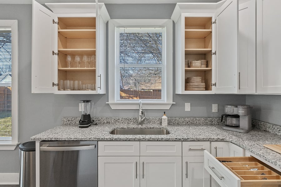 Furnished Finder property 810105_1 photo 11