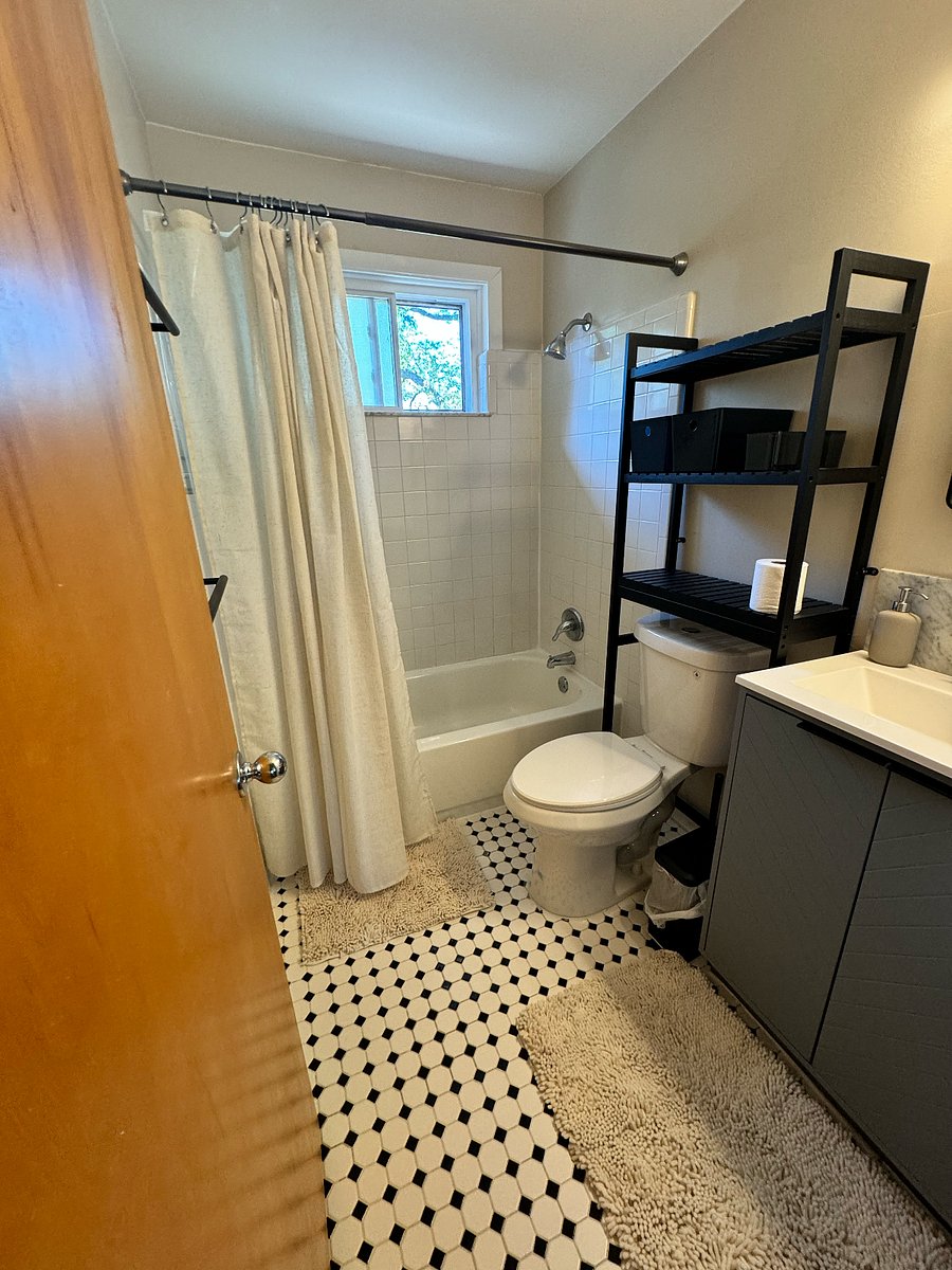 Furnished Finder property 810141_1 photo 14