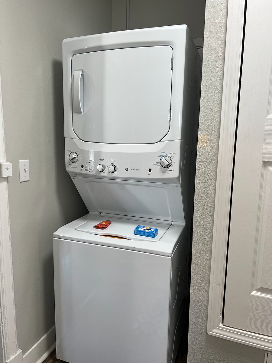 Furnished Finder property 810162_1 photo 15