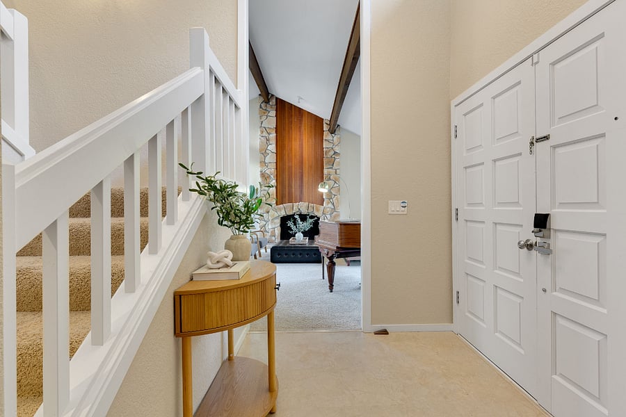 Furnished Finder property 810170_1 photo 29