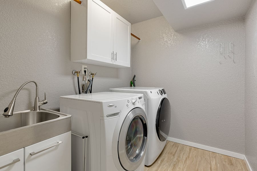 Furnished Finder property 810170_1 photo 24
