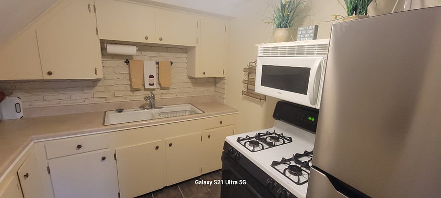 Furnished Finder property 810193_1 photo 22