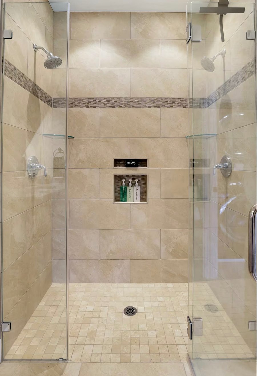 Furnished Finder property 810203_1 photo 8