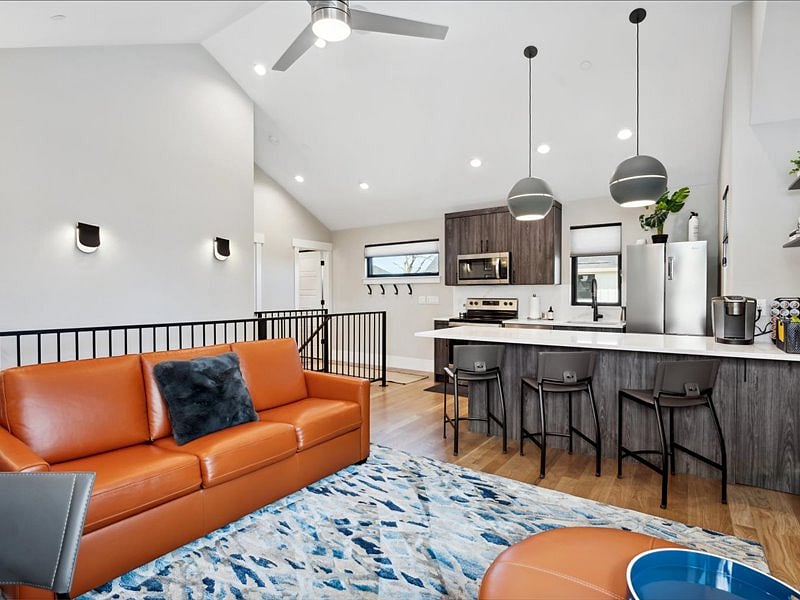 Furnished Finder property 810208_1 photo 10