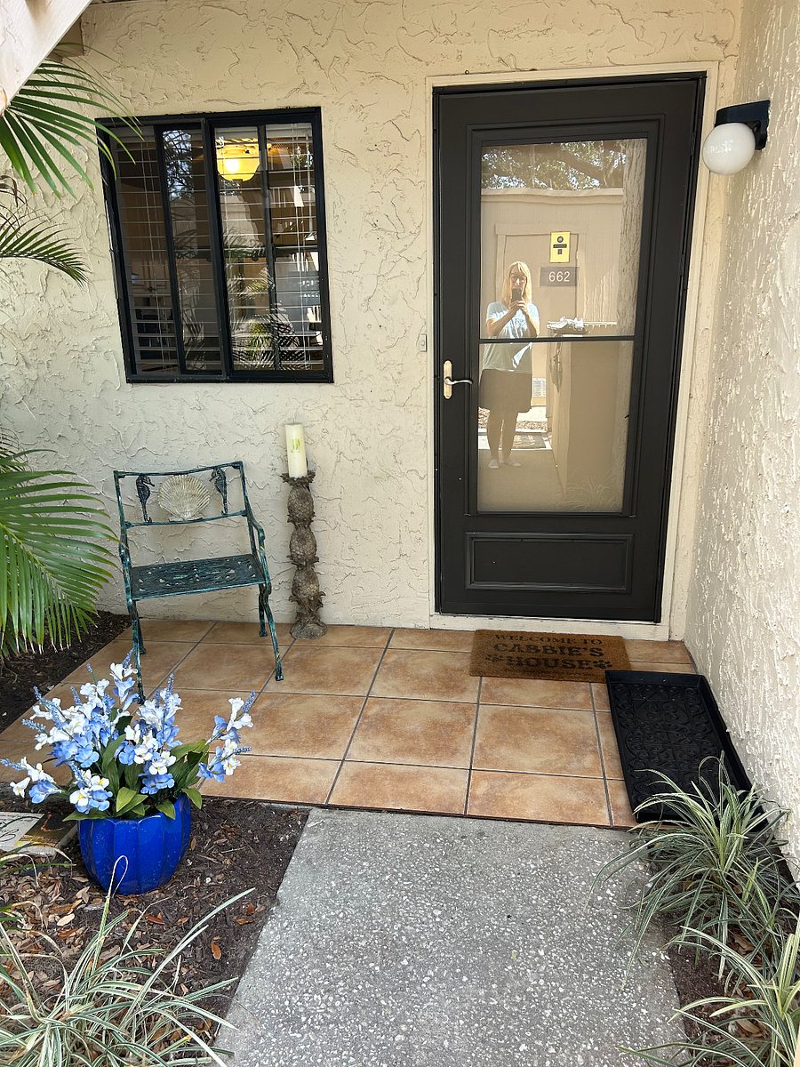 Furnished Finder property 810210_1 photo 6