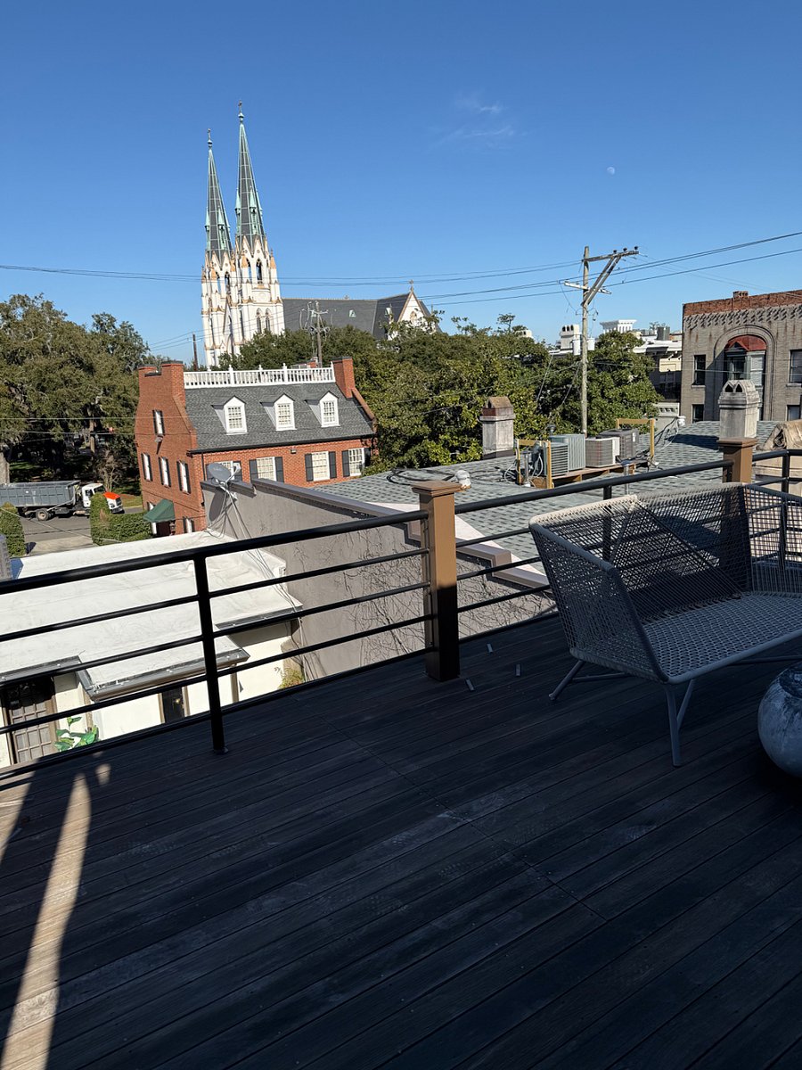 Roof top deck