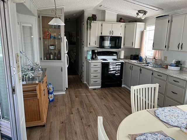 Furnished Finder property 810248_1 photo 10