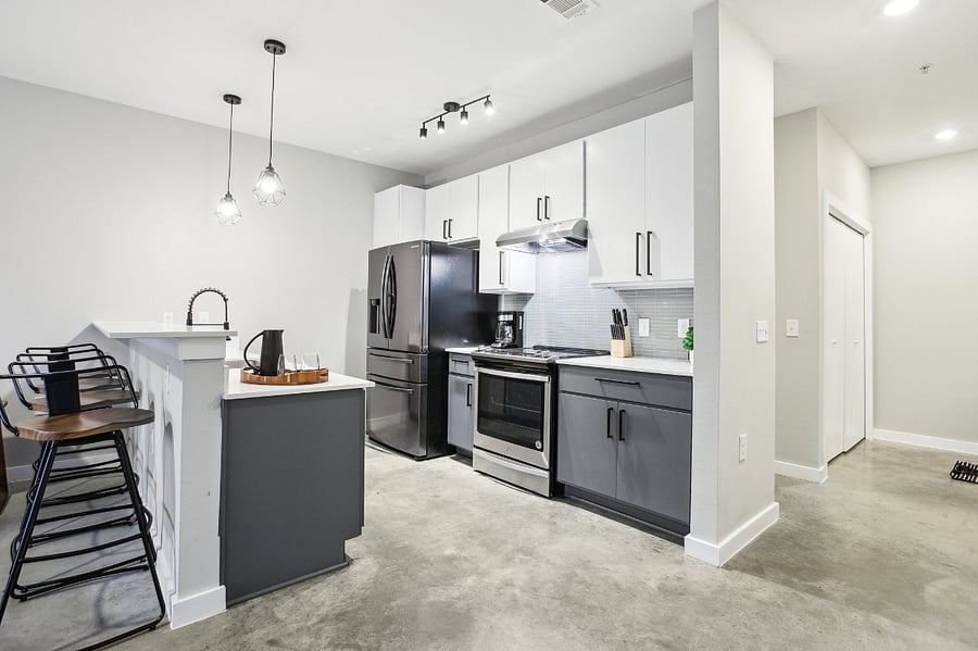Kitchen and bartop