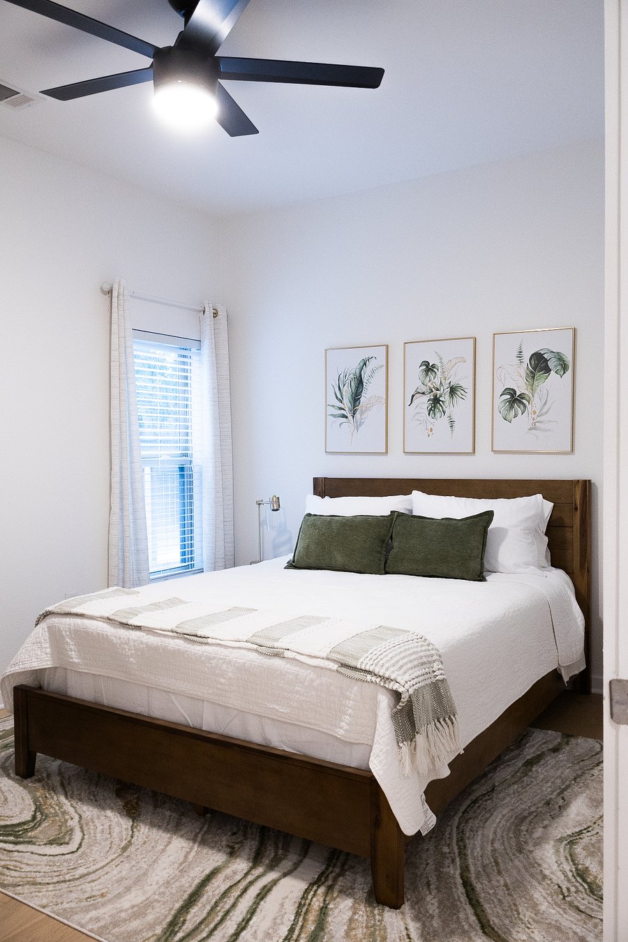 Furnished Finder property 810251_2 photo 9