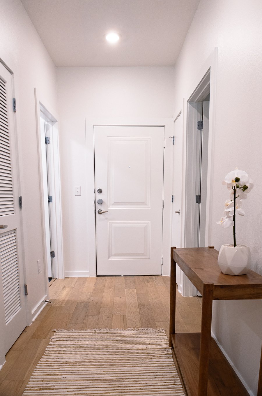 Furnished Finder property 810251_2 photo 17