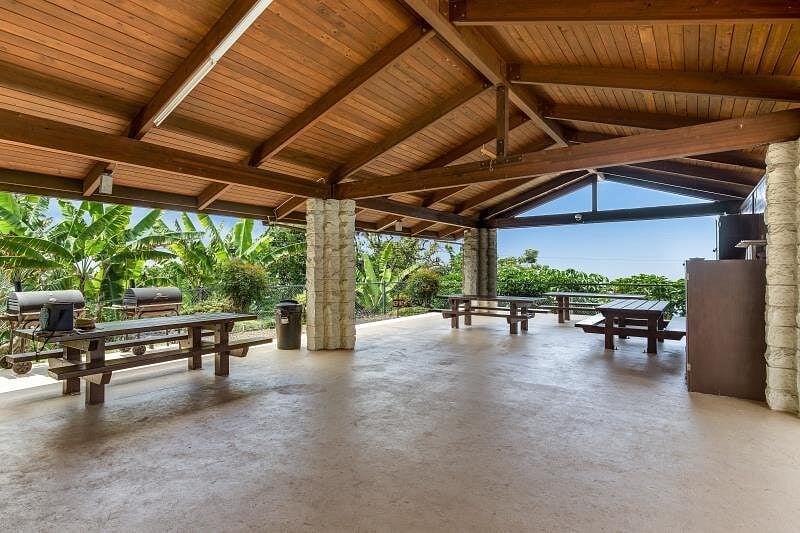 Furnished Finder property 810261_1 photo 27