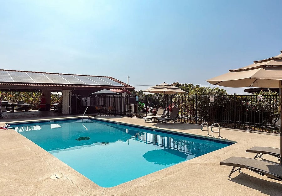 Furnished Finder property 810261_1 photo 30