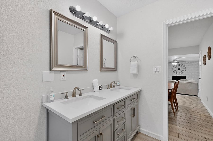 Furnished Finder property 810267_1 photo 7
