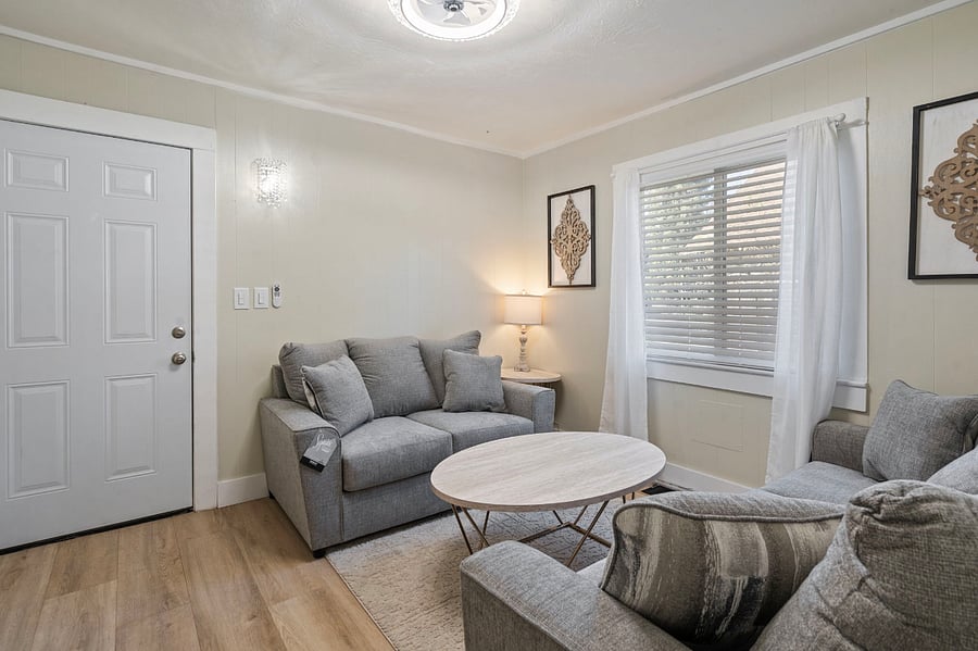 Comfortable space for unwinding.Relax, watch TV or curl up with a book.