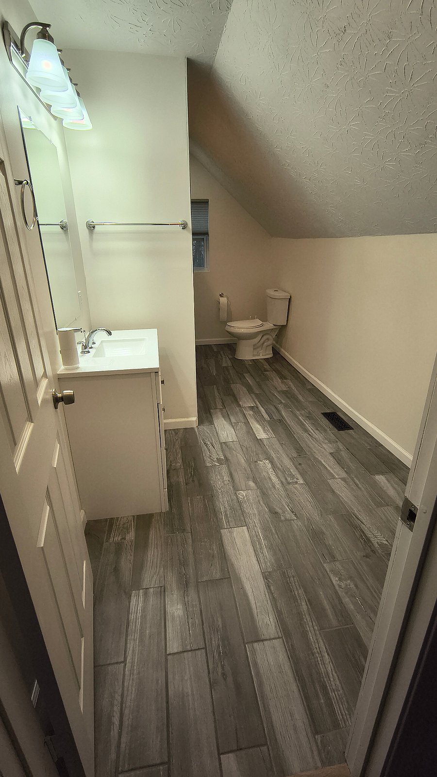 Furnished Finder property 810362_1 photo 4