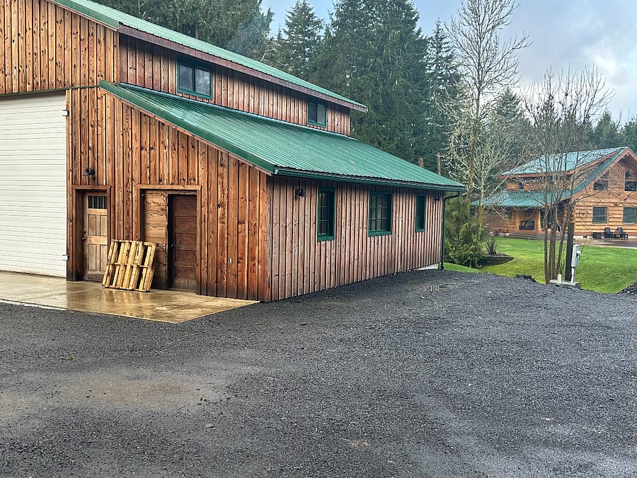 Outside of shop and how far from the owner's house