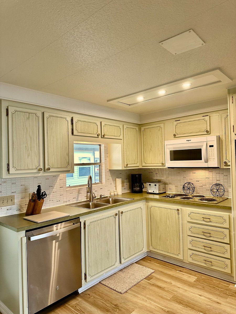 Furnished Finder property 810415_1 photo 4